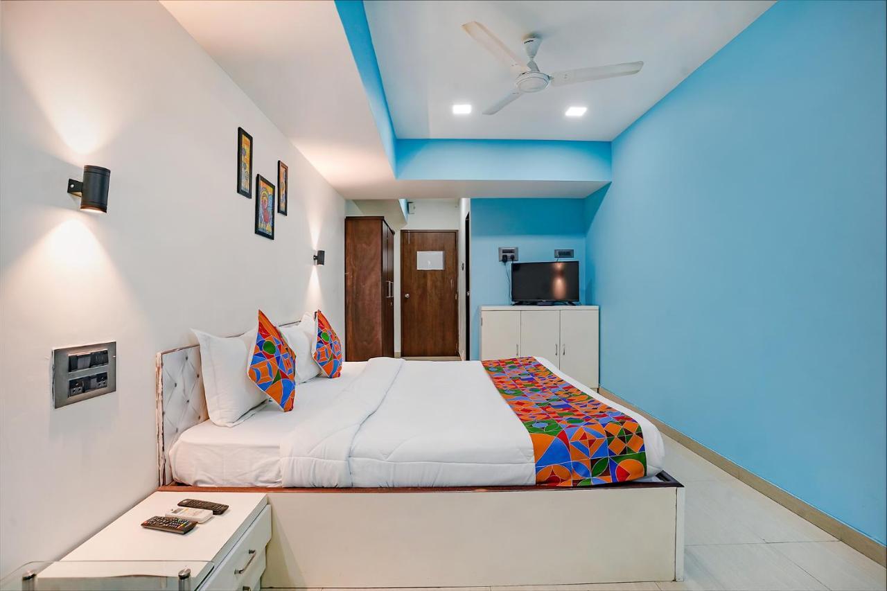 Fabexpress White House - Nr Midc Khargar Otel Koparpāda Dış mekan fotoğraf