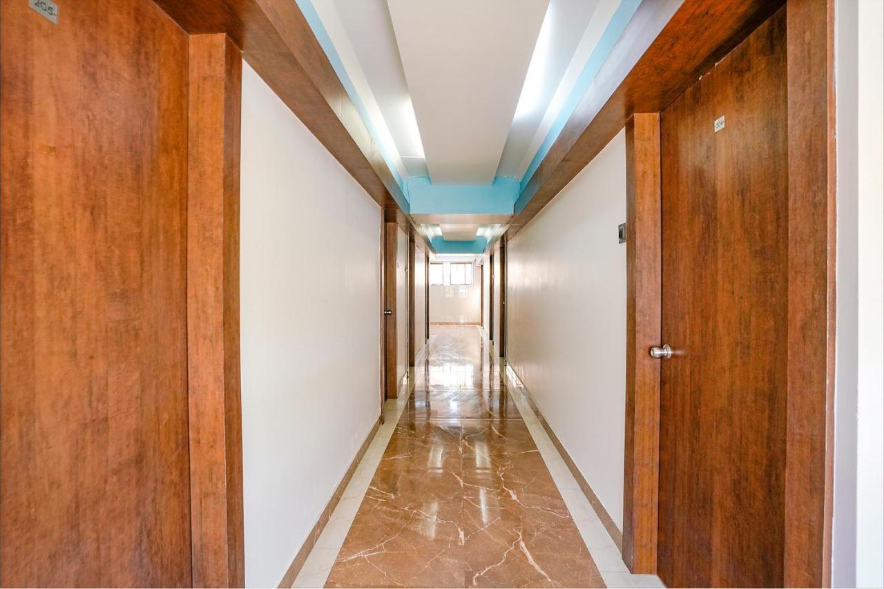 Fabexpress White House - Nr Midc Khargar Otel Koparpāda Dış mekan fotoğraf